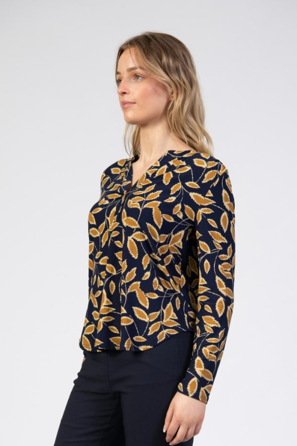 Jessica Graaf V Neck Leaf Print Top Navy - Image 2