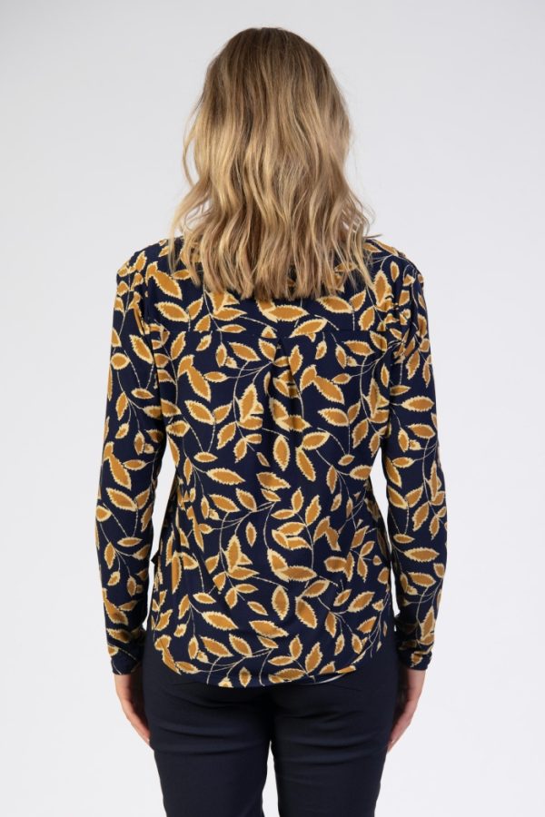 Jessica Graaf V Neck Leaf Print Top Navy - Image 3